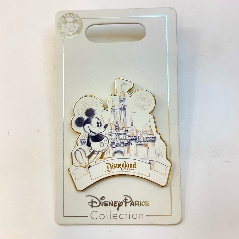 Disney Parks Sketch Mickey With Castle Pin